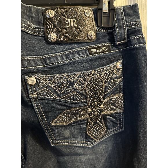 Miss Me Women Jeans 31 Dark Wash Mid-Rise Curvy Boot Stretch Denim - Picture 1 of 12
